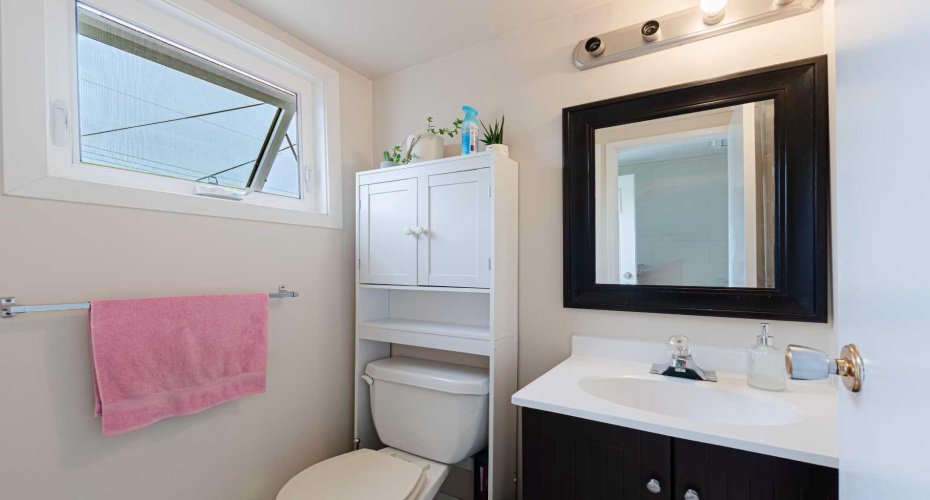 5412 14 Avenue, Calgary, Alberta T2A 0L3, 2 Bedrooms Bedrooms, ,2 BathroomsBathrooms,Residential,For Sale,14,A2324889