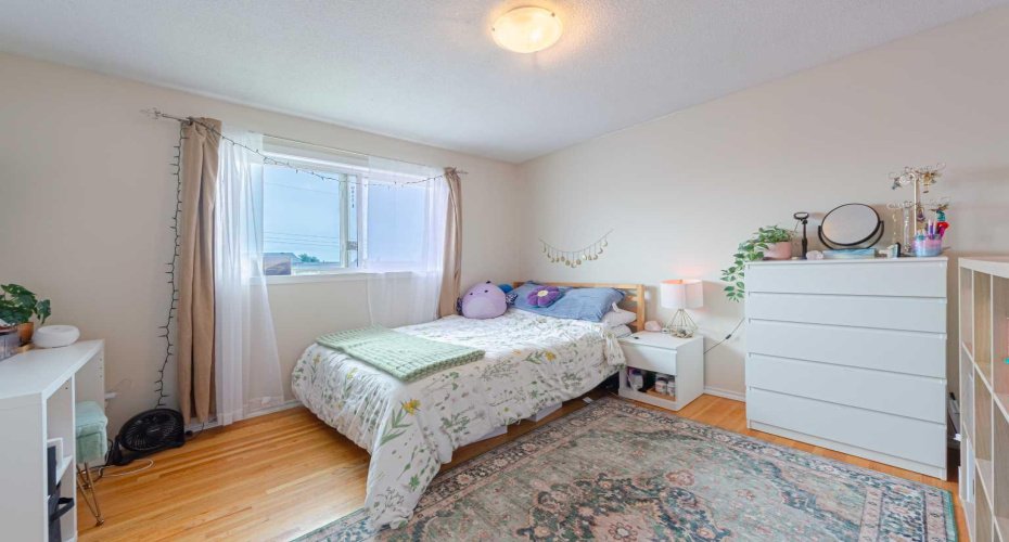 5412 14 Avenue, Calgary, Alberta T2A 0L3, 2 Bedrooms Bedrooms, ,2 BathroomsBathrooms,Residential,For Sale,14,A2324889