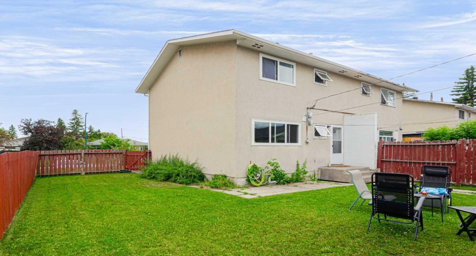5412 14 Avenue, Calgary, Alberta T2A 0L3, 2 Bedrooms Bedrooms, ,2 BathroomsBathrooms,Residential,For Sale,14,A2324889