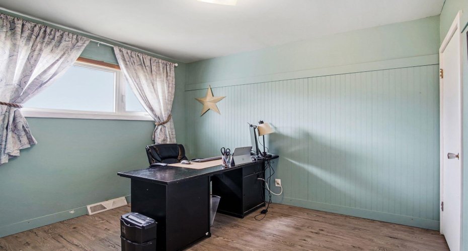 5417 50 Street, Olds, Alberta T4H1J1, 4 Bedrooms Bedrooms, ,2 BathroomsBathrooms,Residential,For Sale,50,A2324897