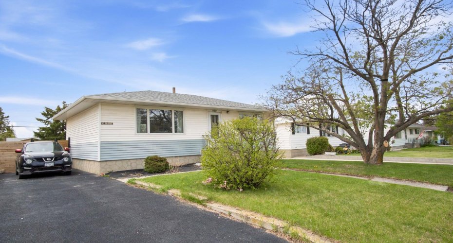 5417 50 Street, Olds, Alberta T4H1J1, 4 Bedrooms Bedrooms, ,2 BathroomsBathrooms,Residential,For Sale,50,A2324897