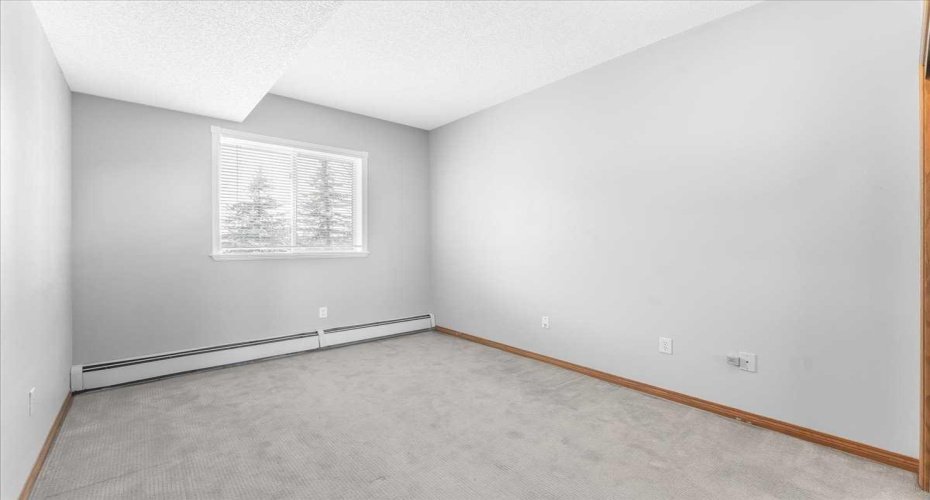 Second Bedroom is a bonus - perfect for guests or home study!