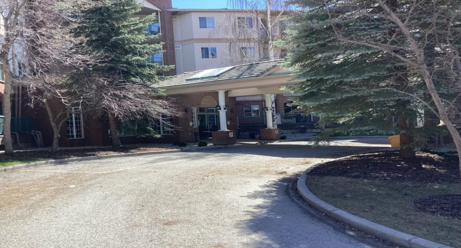 200 Lincoln Way, Calgary, Alberta T3E 7G7, 2 Bedrooms Bedrooms, ,2 BathroomsBathrooms,Residential,For Sale,Lincoln,A2324902