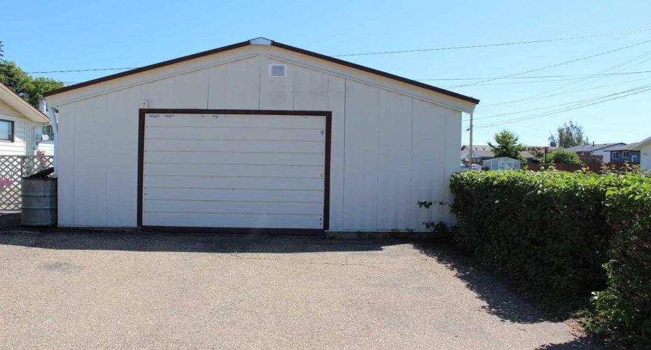 310 2nd Street, Manning, Alberta T0H 2M0, 4 Bedrooms Bedrooms, ,2 BathroomsBathrooms,Residential,For Sale,2nd,A2324904