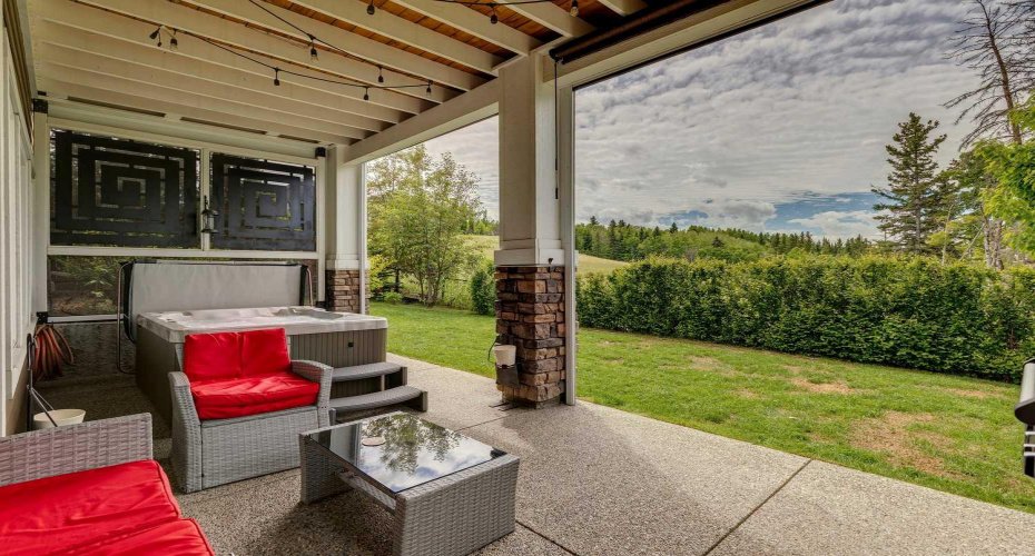 27 Ridge View Place, Cochrane, Alberta T4C0P8, 4 Bedrooms Bedrooms, ,3 BathroomsBathrooms,Residential,For Sale,Ridge View,A2323070