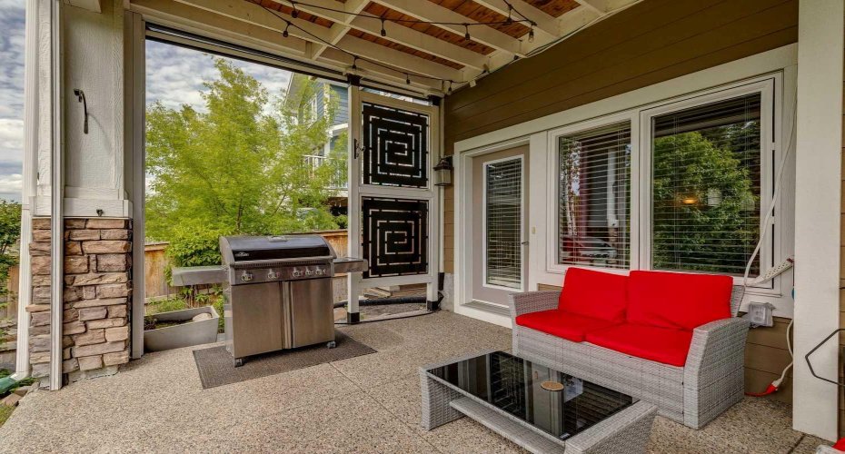 27 Ridge View Place, Cochrane, Alberta T4C0P8, 4 Bedrooms Bedrooms, ,3 BathroomsBathrooms,Residential,For Sale,Ridge View,A2323070