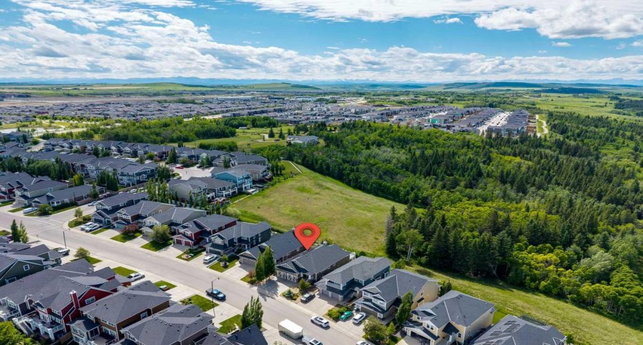 27 Ridge View Place, Cochrane, Alberta T4C0P8, 4 Bedrooms Bedrooms, ,3 BathroomsBathrooms,Residential,For Sale,Ridge View,A2323070