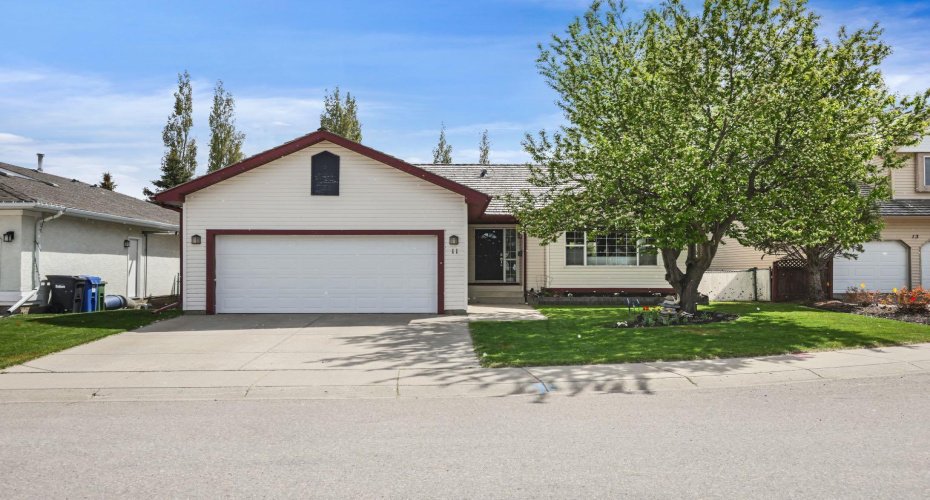 11 Strathmore Lakes Crescent, Strathmore, Alberta T1P 1L7, 5 Bedrooms Bedrooms, ,3 BathroomsBathrooms,Residential,For Sale,Strathmore Lakes,A2323949 11 Strathmore Lakes Crescent, Strathmore, Alberta T1P 1L7, 5 Bedrooms Bedrooms, ,3 BathroomsBathrooms,Residential,For Sale,Strathmore Lakes,A2323949