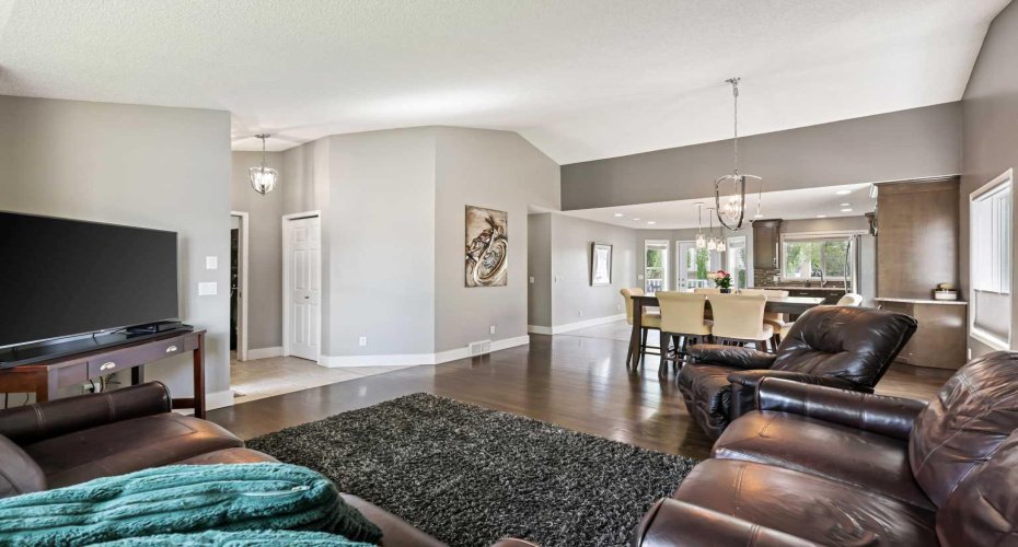 11 Strathmore Lakes Crescent, Strathmore, Alberta T1P 1L7, 5 Bedrooms Bedrooms, ,3 BathroomsBathrooms,Residential,For Sale,Strathmore Lakes,A2323949 11 Strathmore Lakes Crescent, Strathmore, Alberta T1P 1L7, 5 Bedrooms Bedrooms, ,3 BathroomsBathrooms,Residential,For Sale,Strathmore Lakes,A2323949