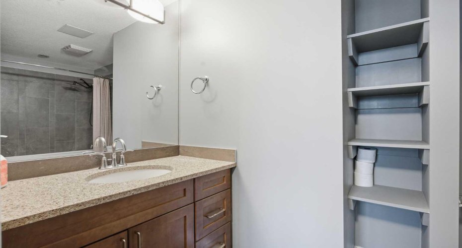 211 13 Avenue, Calgary, Alberta T2G 1E1, 2 Bedrooms Bedrooms, ,2 BathroomsBathrooms,Residential,For Sale,13,A2324815