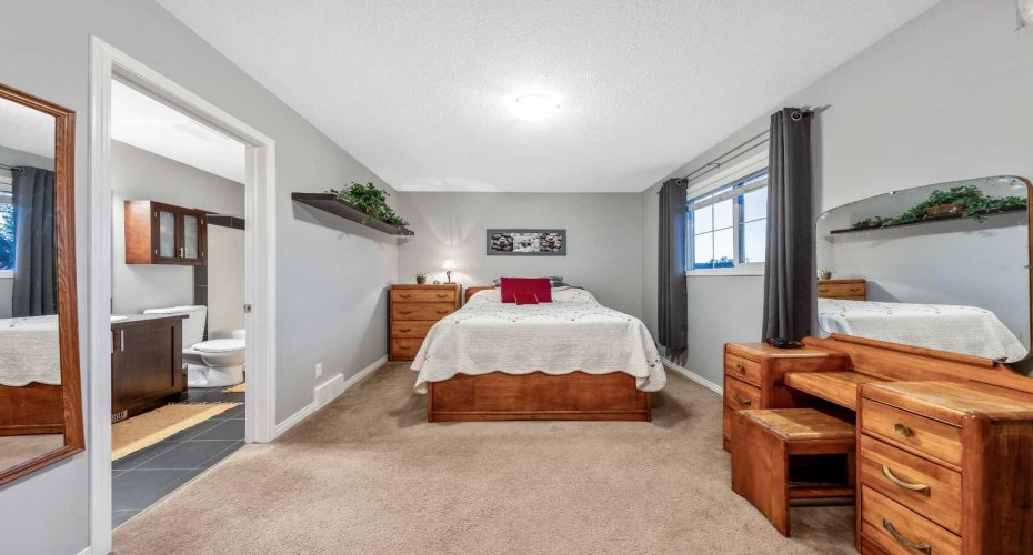 43 Arbours Circle, Langdon, Alberta T0J 1X2, 2 Bedrooms Bedrooms, ,3 BathroomsBathrooms,Residential,For Sale,Arbours,A2324848