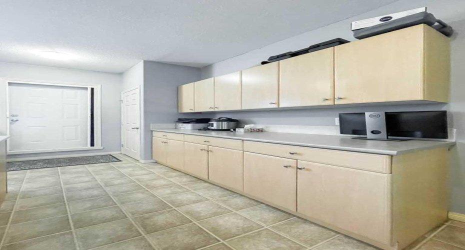 200 Lougheed Drive, Fort McMurray, Alberta T9K 2W3, 2 Bedrooms Bedrooms, ,2 BathroomsBathrooms,Residential,For Sale,Lougheed,A2324923