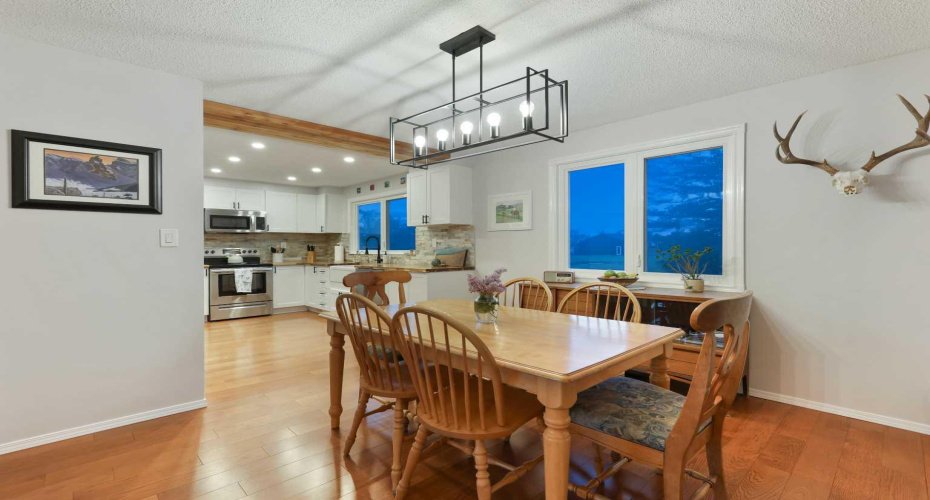 260195 274 Range, Rural Rocky View County, Alberta T4A 1J1, 3 Bedrooms Bedrooms, ,2 BathroomsBathrooms,Residential,For Sale,274,A2324927