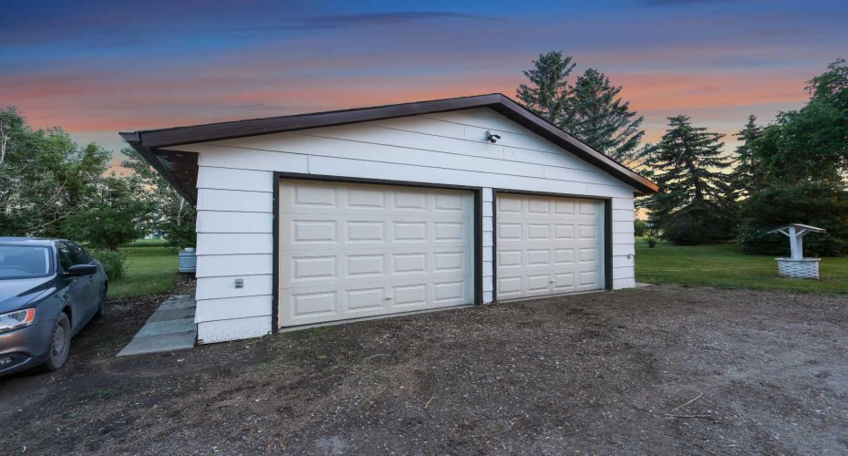 260195 274 Range, Rural Rocky View County, Alberta T4A 1J1, 3 Bedrooms Bedrooms, ,2 BathroomsBathrooms,Residential,For Sale,274,A2324927