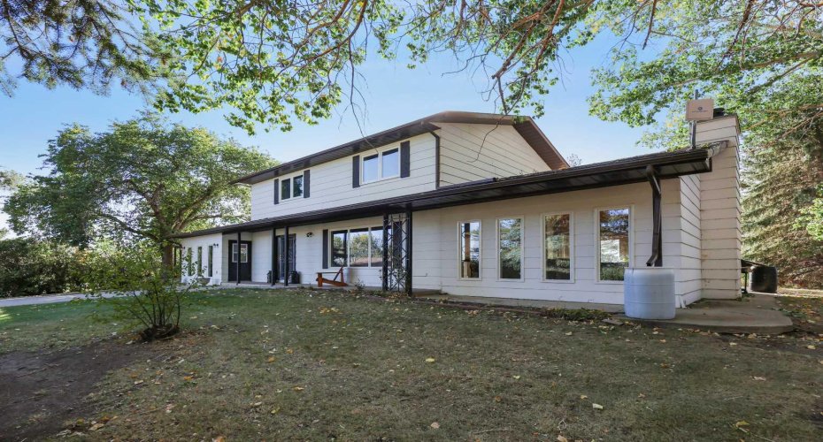 260195 274 Range, Rural Rocky View County, Alberta T4A 1J1, 3 Bedrooms Bedrooms, ,2 BathroomsBathrooms,Residential,For Sale,274,A2324927