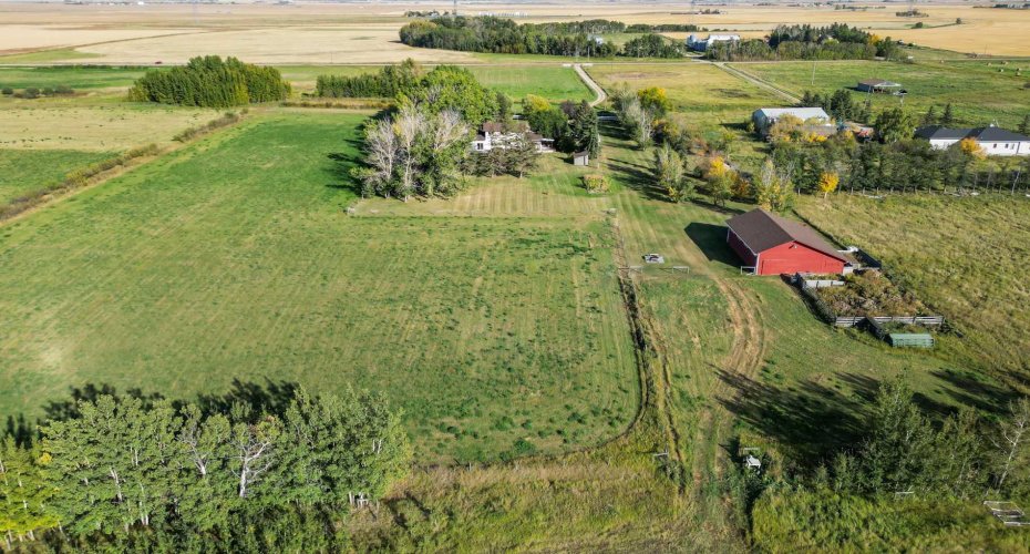 260195 274 Range, Rural Rocky View County, Alberta T4A 1J1, 3 Bedrooms Bedrooms, ,2 BathroomsBathrooms,Residential,For Sale,274,A2324927