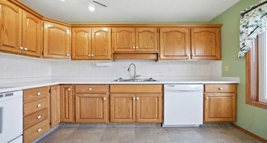 13 Parklane Place, Strathmore, Alberta T1P 1K7, 2 Bedrooms Bedrooms, ,2 BathroomsBathrooms,Residential,For Sale,Parklane,A2324992