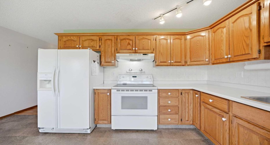 13 Parklane Place, Strathmore, Alberta T1P 1K7, 2 Bedrooms Bedrooms, ,2 BathroomsBathrooms,Residential,For Sale,Parklane,A2324992
