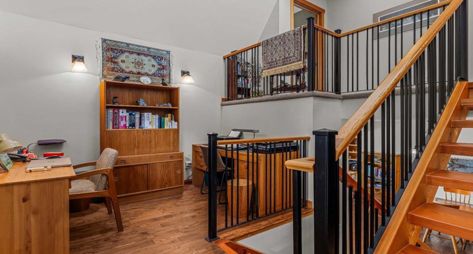 101 Armstrong Place, Canmore, Alberta T1W 3M2, 3 Bedrooms Bedrooms, ,4 BathroomsBathrooms,Residential,For Sale,Armstrong,A2325008