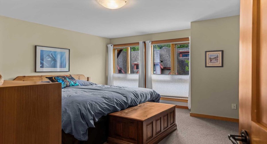101 Armstrong Place, Canmore, Alberta T1W 3M2, 3 Bedrooms Bedrooms, ,4 BathroomsBathrooms,Residential,For Sale,Armstrong,A2325008