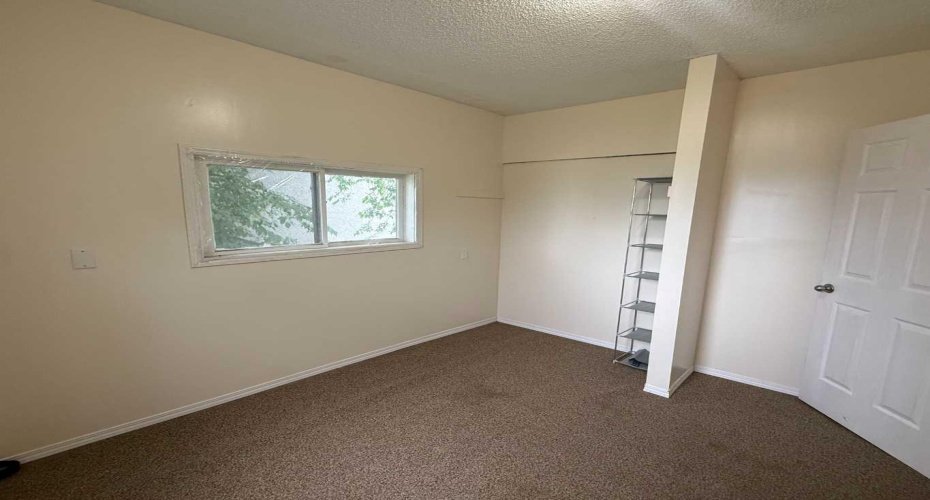 4911 53 Avenue, Grimshaw, Alberta T0H 1M0, 2 Bedrooms Bedrooms, ,1 BathroomBathrooms,Residential,For Sale,53,A2325010