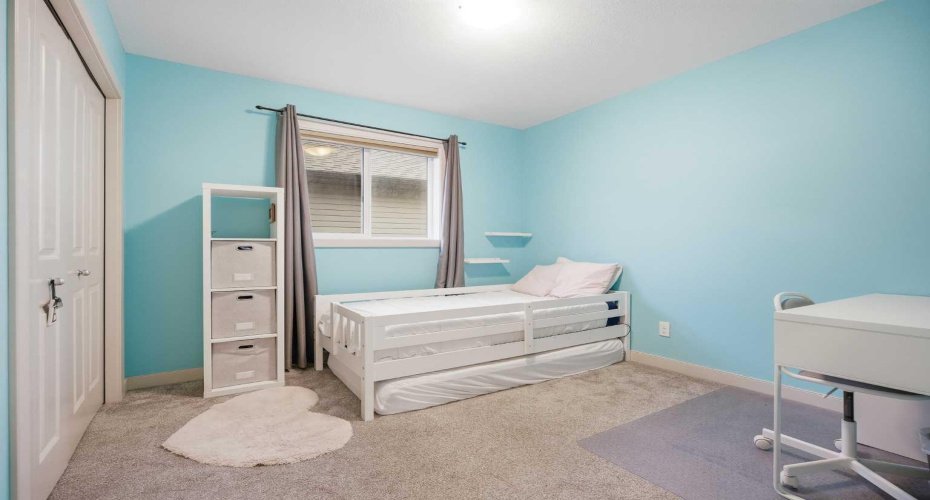 107 Everwoods Park, Calgary, Alberta T2Y 0G3, 3 Bedrooms Bedrooms, ,3 BathroomsBathrooms,Residential,For Sale,Everwoods,A2325012
