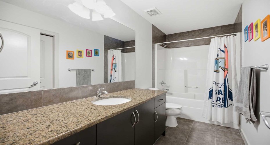 107 Everwoods Park, Calgary, Alberta T2Y 0G3, 3 Bedrooms Bedrooms, ,3 BathroomsBathrooms,Residential,For Sale,Everwoods,A2325012