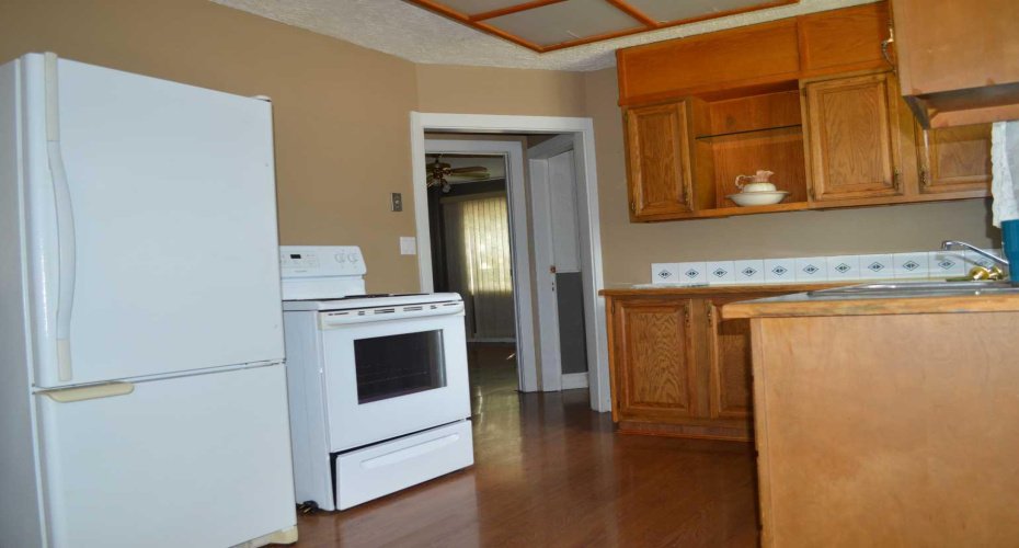 5259 51 Street, Lacombe, Alberta T4L1H7, 2 Bedrooms Bedrooms, ,1 BathroomBathrooms,Residential,For Sale,51,A2325022