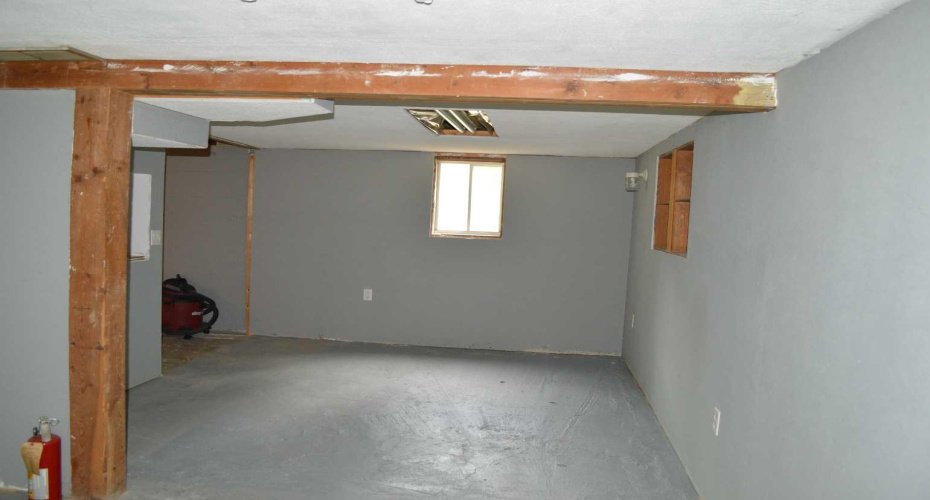 5259 51 Street, Lacombe, Alberta T4L1H7, 2 Bedrooms Bedrooms, ,1 BathroomBathrooms,Residential,For Sale,51,A2325022