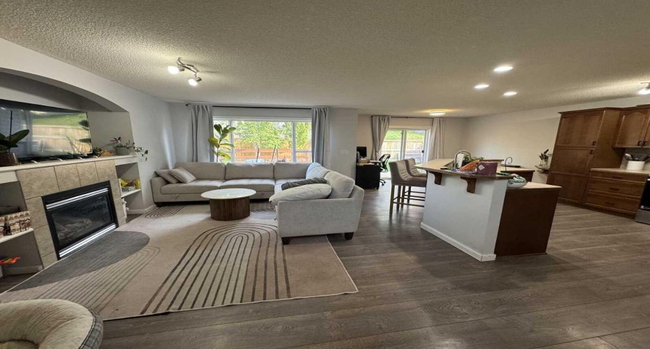 234 Royal Birch Bay, Calgary, Alberta T3G5X6, ,Rental,Royal Birch,A2325055