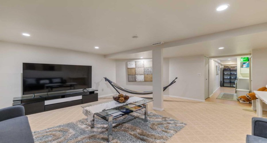 4 Millview Green, Calgary, Alberta T2Y 3W1, 3 Bedrooms Bedrooms, ,2 BathroomsBathrooms,Residential,For Sale,Millview,A2325057