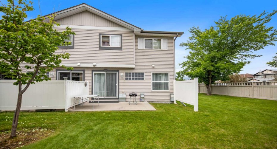 4 Millview Green, Calgary, Alberta T2Y 3W1, 3 Bedrooms Bedrooms, ,2 BathroomsBathrooms,Residential,For Sale,Millview,A2325057