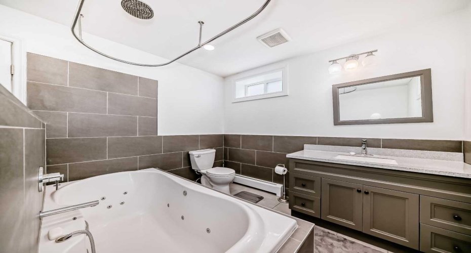 6441 18A Street, Calgary, Alberta T2C 0N4, 4 Bedrooms Bedrooms, ,2 BathroomsBathrooms,Residential,For Sale,18A,A2316019