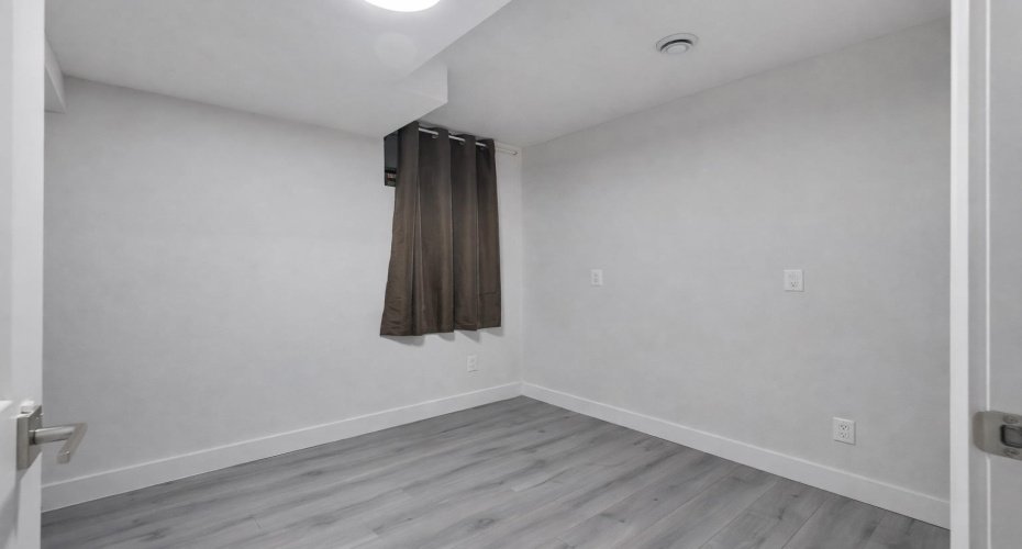 52 Saddlecreek Terrace, Calgary, Alberta T3J4A5, 4 Bedrooms Bedrooms, ,4 BathroomsBathrooms,Residential,For Sale,Saddlecreek,A2316313