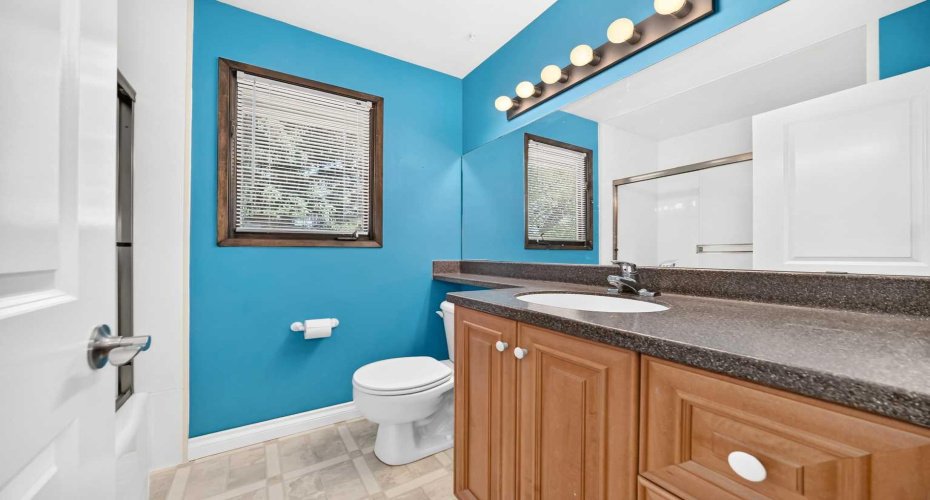 316 Parkland Way, Calgary, Alberta T2J4L2, 5 Bedrooms Bedrooms, ,4 BathroomsBathrooms,Residential,For Sale,Parkland,A2323622