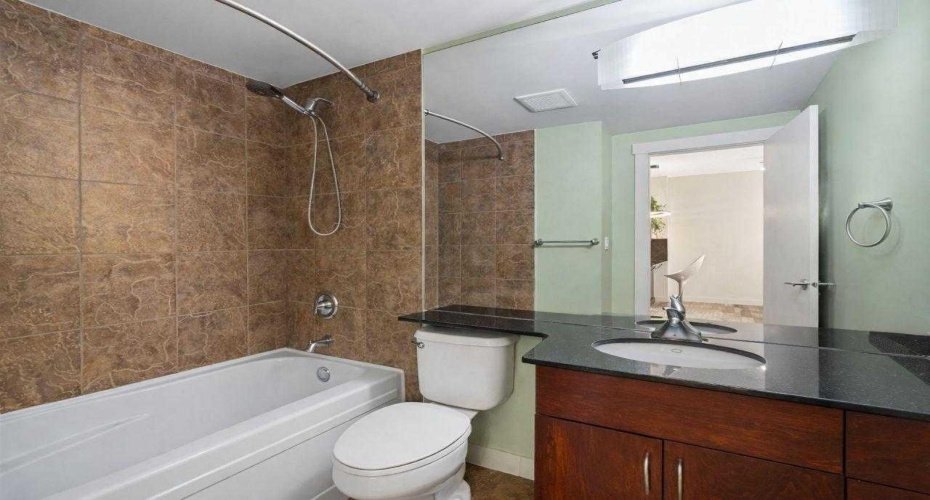 4-pce Bathroom