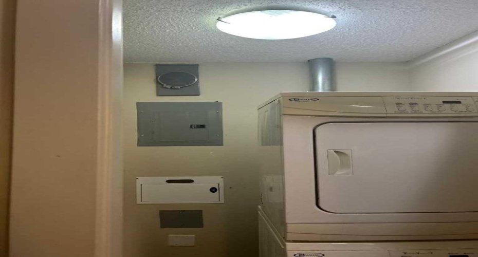Washer & Dryer