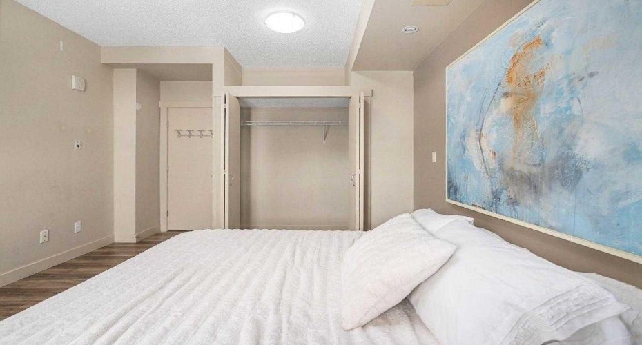 Master Bed Room