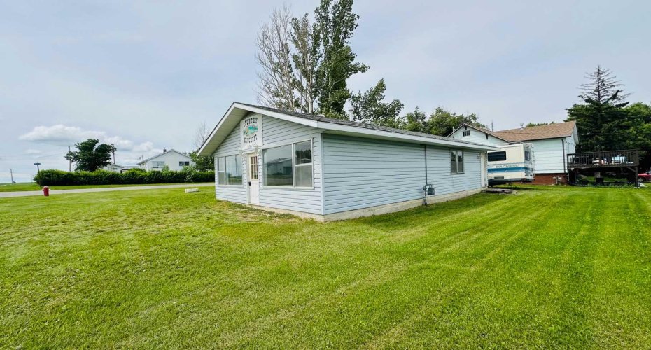 103 1 Street W, Munson, Alberta T0J 2C0, ,Commercial,For Sale,1 Street W,A2324818