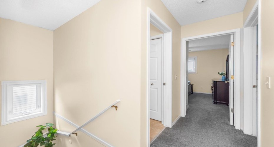 131 Coral Springs Circle, Calgary, Alberta T3J 3P5, 3 Bedrooms Bedrooms, ,3 BathroomsBathrooms,Residential,For Sale,Coral Springs,A2324861