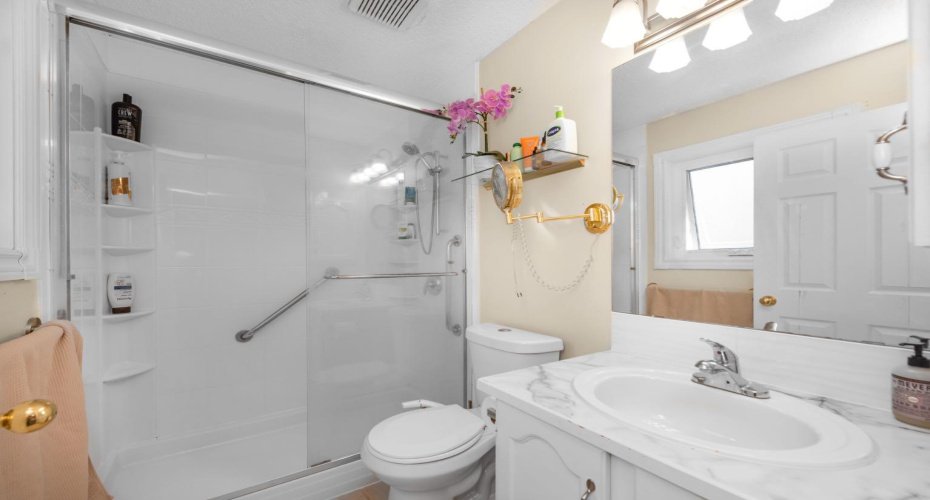 131 Coral Springs Circle, Calgary, Alberta T3J 3P5, 3 Bedrooms Bedrooms, ,3 BathroomsBathrooms,Residential,For Sale,Coral Springs,A2324861