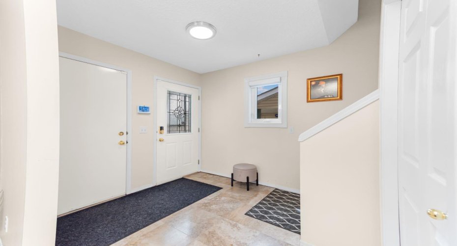 131 Coral Springs Circle, Calgary, Alberta T3J 3P5, 3 Bedrooms Bedrooms, ,3 BathroomsBathrooms,Residential,For Sale,Coral Springs,A2324861