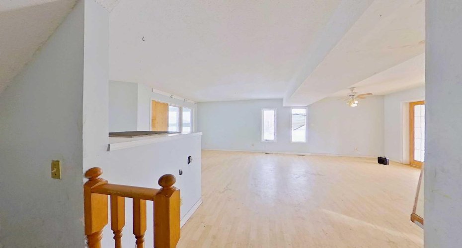 1019 12 Street, Slave Lake, Alberta T0G 2A3, 3 Bedrooms Bedrooms, ,3 BathroomsBathrooms,Residential,For Sale,12,A2324901