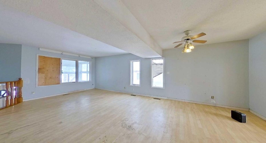 1019 12 Street, Slave Lake, Alberta T0G 2A3, 3 Bedrooms Bedrooms, ,3 BathroomsBathrooms,Residential,For Sale,12,A2324901