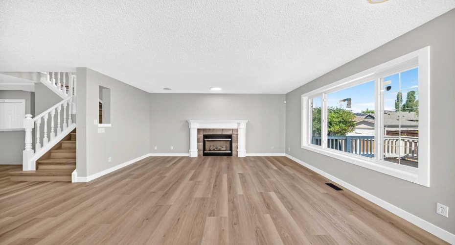 12915 Coventry Hills Way, Calgary, Alberta T3K 5L4, 5 Bedrooms Bedrooms, ,4 BathroomsBathrooms,Residential,For Sale,Coventry Hills,A2325111