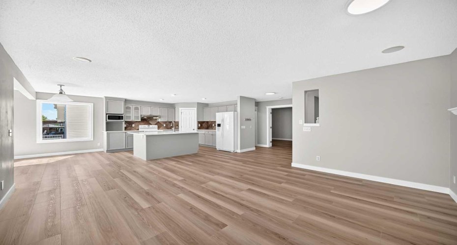 12915 Coventry Hills Way, Calgary, Alberta T3K 5L4, 5 Bedrooms Bedrooms, ,4 BathroomsBathrooms,Residential,For Sale,Coventry Hills,A2325111
