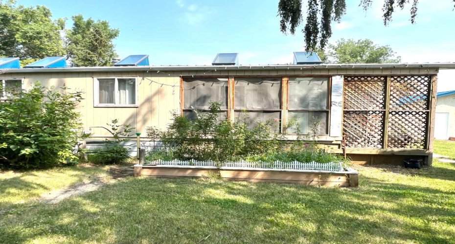 163078 TWP RD 232, Gem, Alberta T0J 1M0, 3 Bedrooms Bedrooms, ,1 BathroomBathrooms,Residential,For Sale,TWP RD 232,A2240586