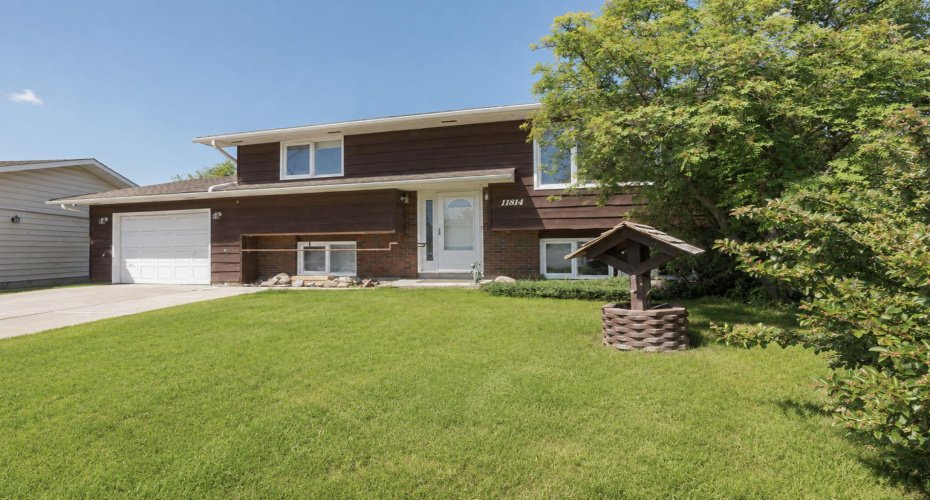 11814 96 Street, Grande Prairie, Alberta T8V 4P4, 4 Bedrooms Bedrooms, ,2 BathroomsBathrooms,Residential,For Sale,96,A2299559