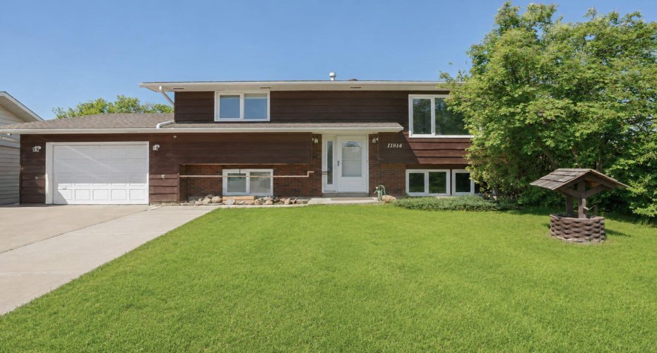 11814 96 Street, Grande Prairie, Alberta T8V 4P4, 4 Bedrooms Bedrooms, ,2 BathroomsBathrooms,Residential,For Sale,96,A2299559