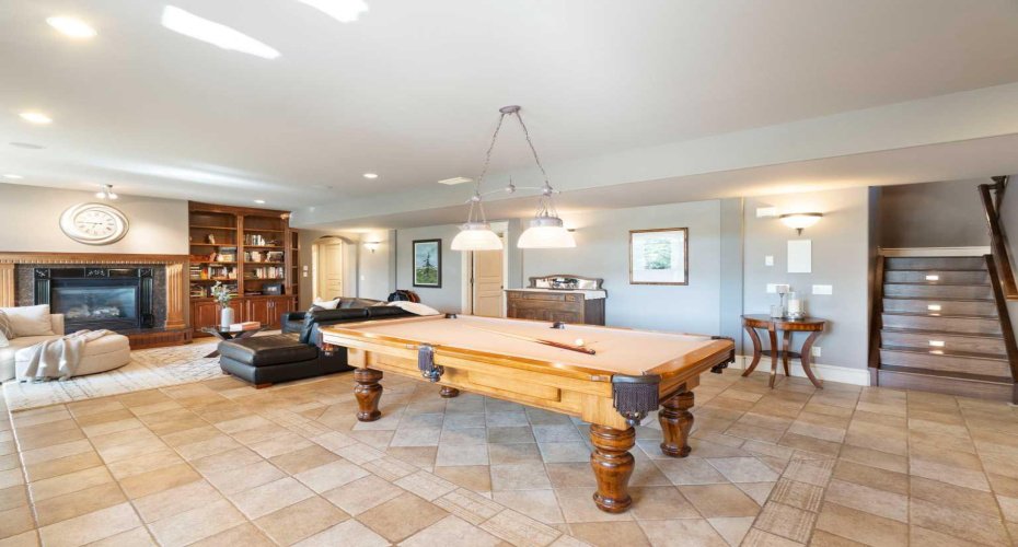 Games Room- Basement